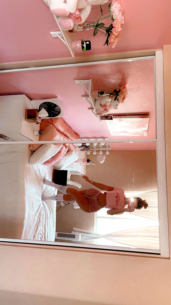 gabiciamp instagram image archive image