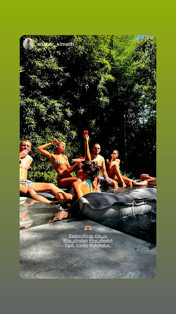 gali_azuolay instagram image archive image
