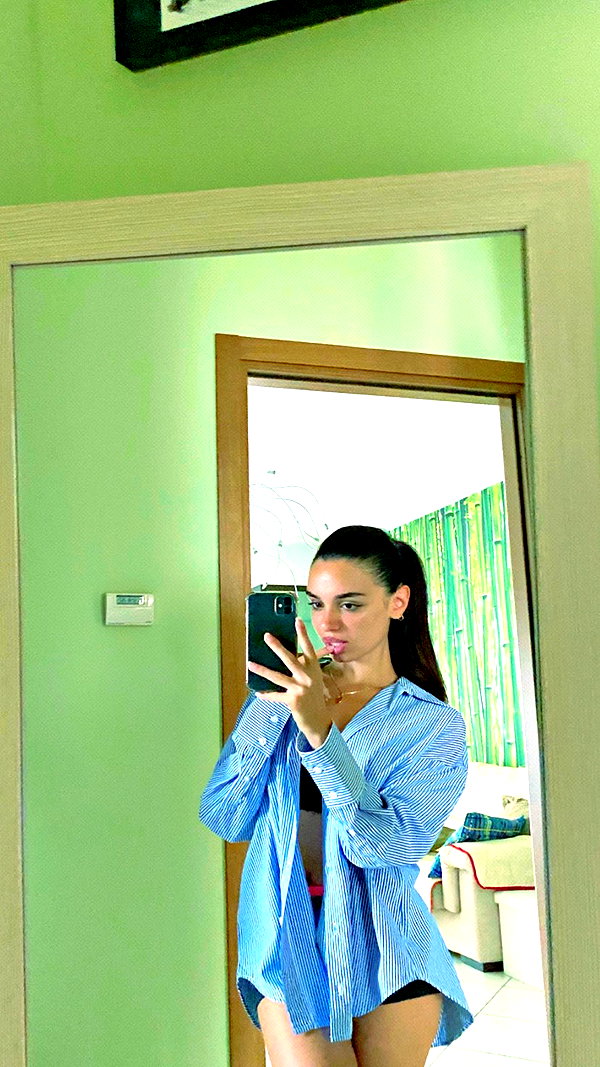 giorjja instagram image archive image