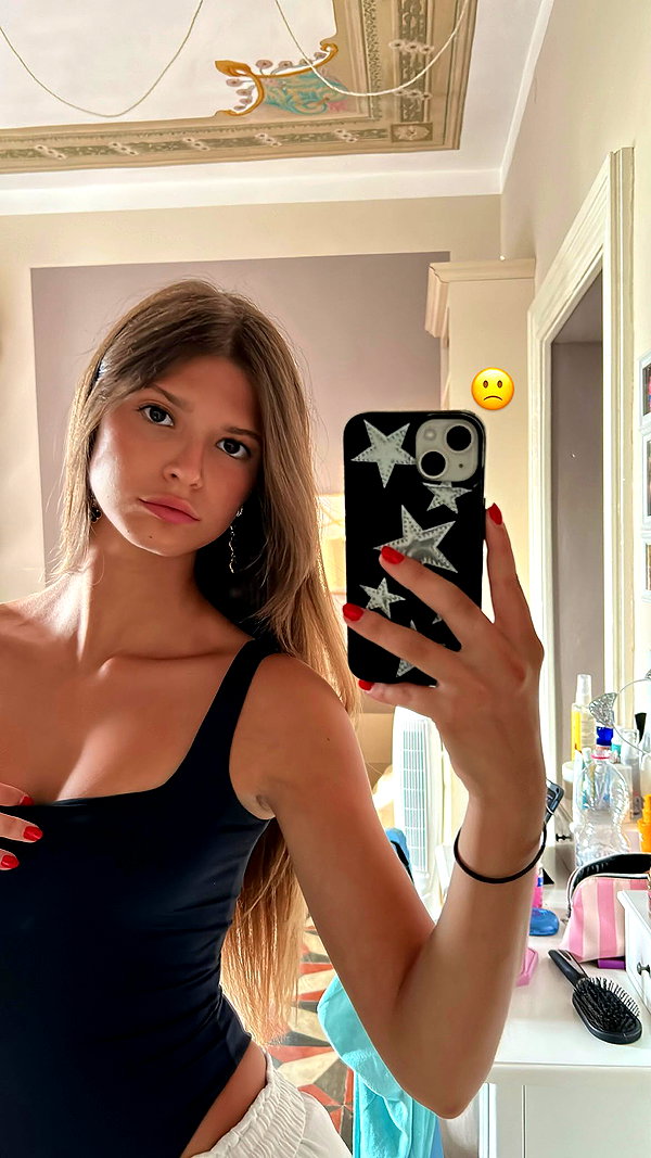 giulia.monico instagram image archive image