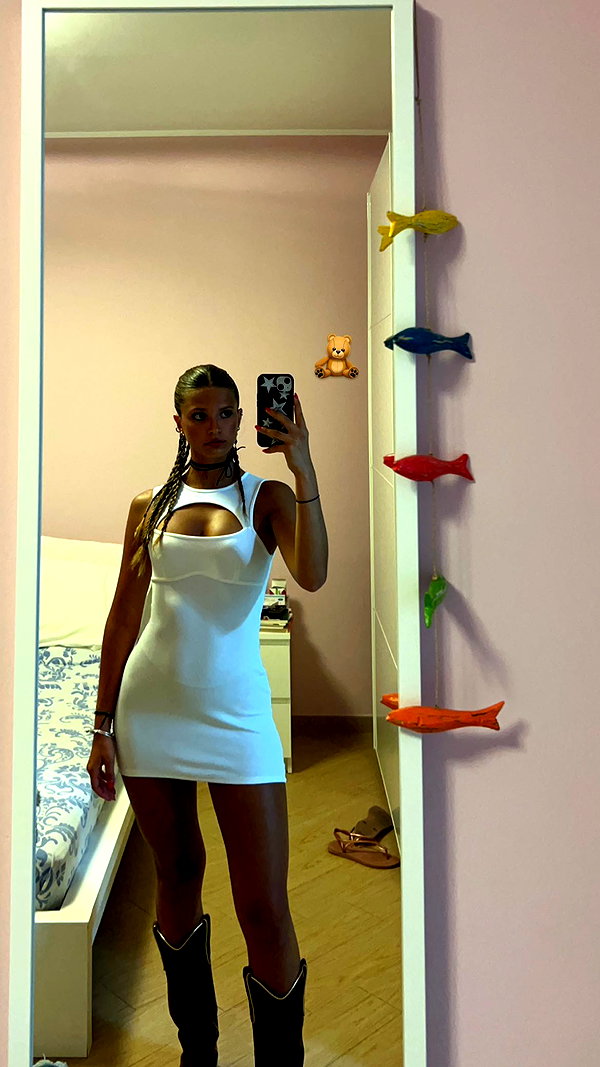 giulia.monico instagram image archive image