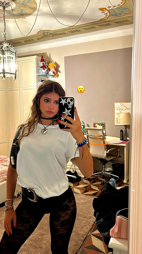 giulia.monico instagram image archive image