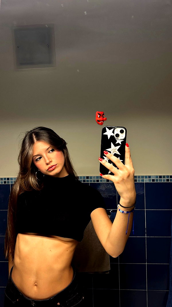 giulia.monico instagram image archive image