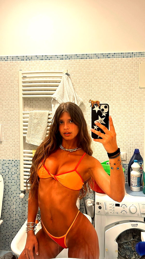 giulia.monico instagram image archive image