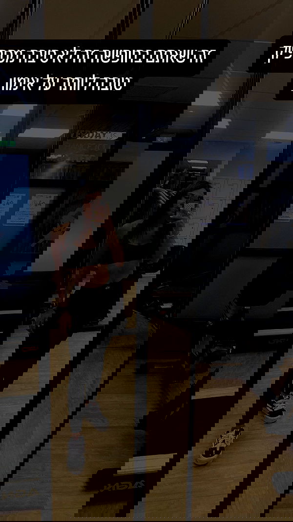 holllly.molly holllly.molly archive image