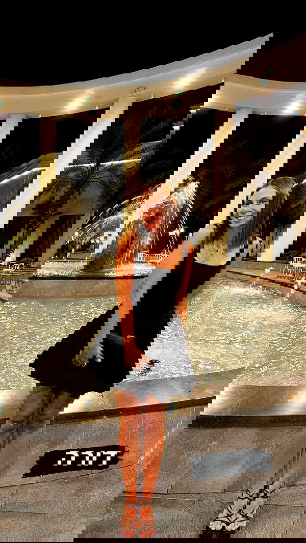 holllly.molly holllly.molly archive image