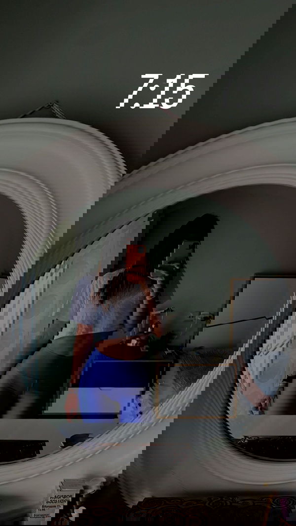 holllly.molly holllly.molly archive image