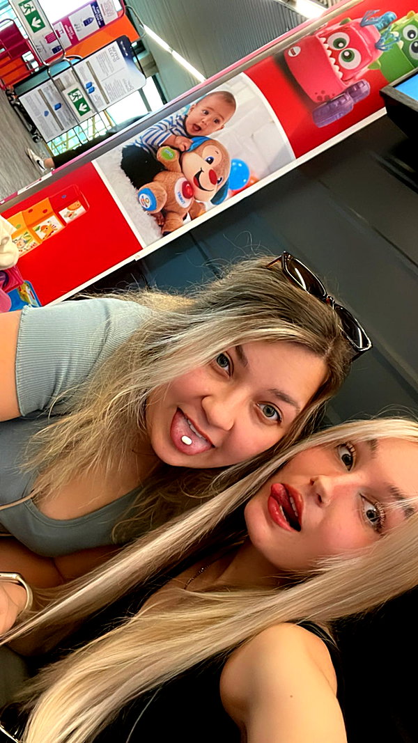 ilana.21 instagram image archive image