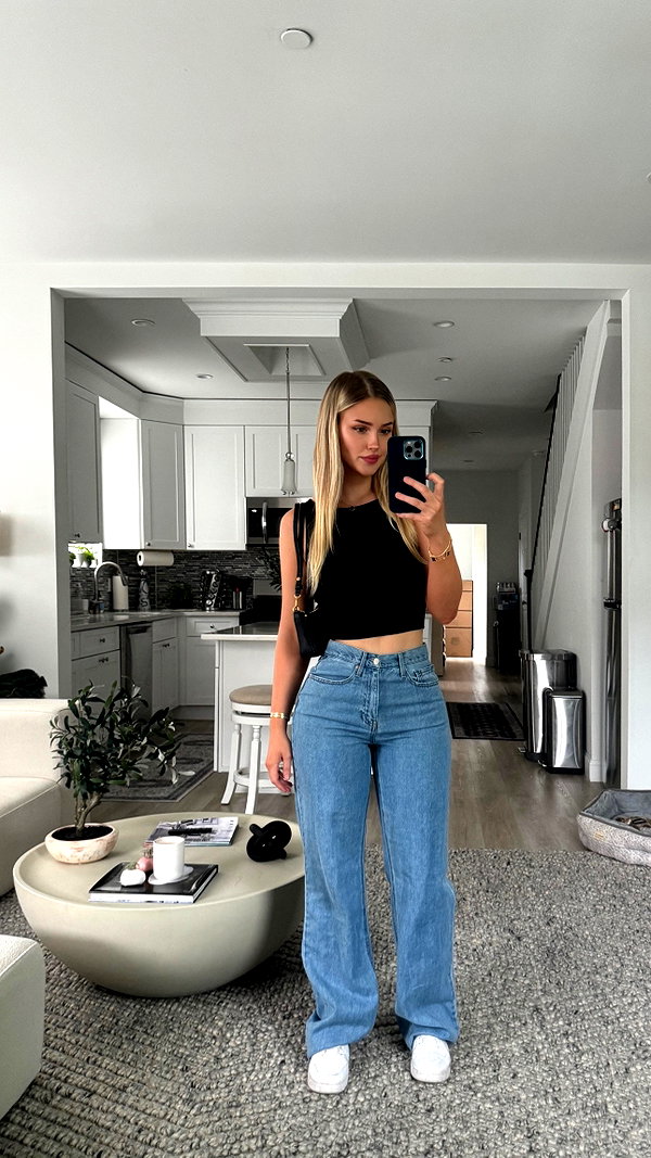 itsbabytana itsbabytana archive image