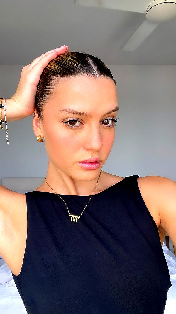 itshollynewton instagram image archive image
