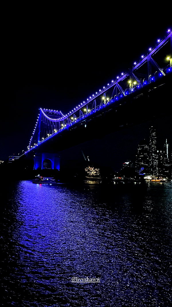 itshollynewton instagram image archive image