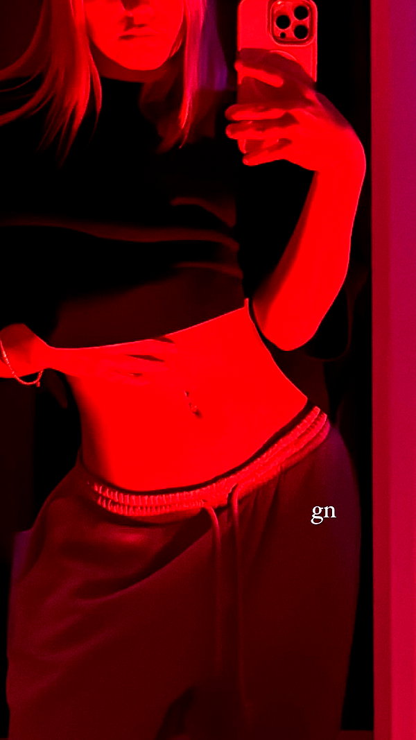 itshollynewton instagram image archive image