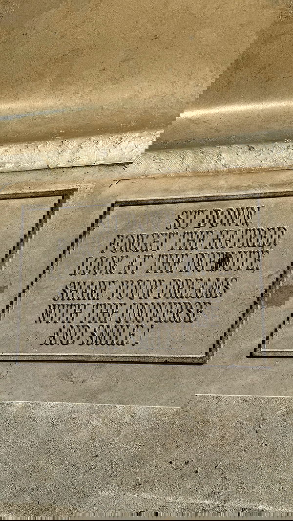 itsilanosh itsilanosh archive image