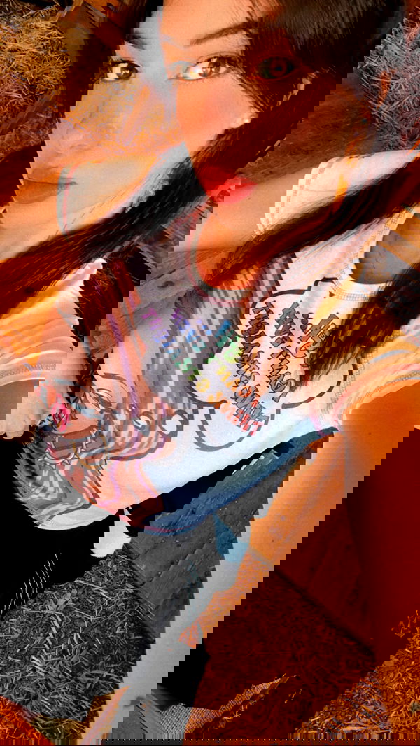 itsilanosh itsilanosh archive image