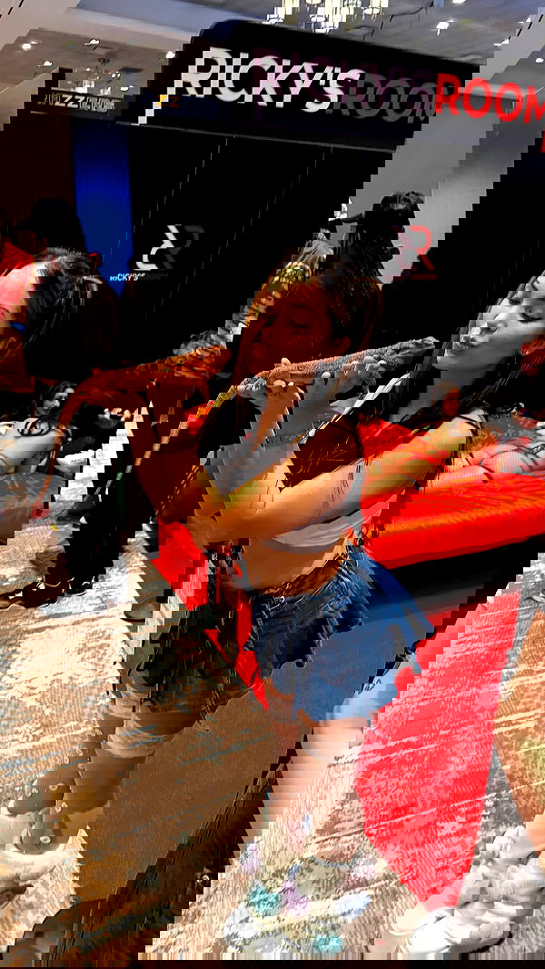 itsmaddy itsmaddy archive image