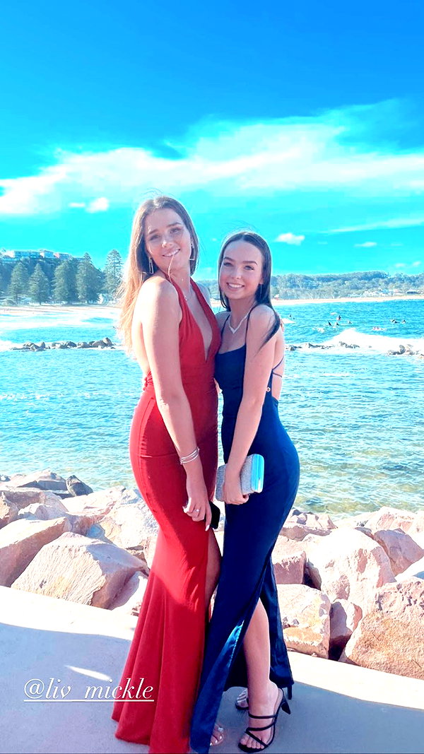 izzyyross__ instagram image archive image