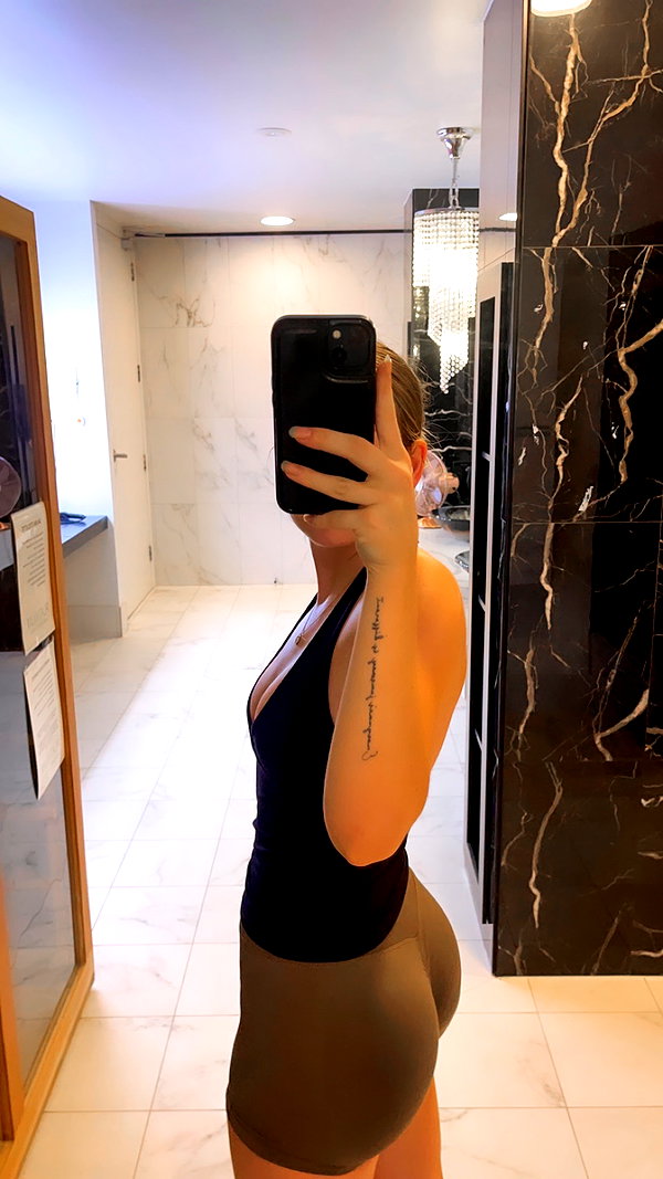 izzyyross__ instagram image archive image
