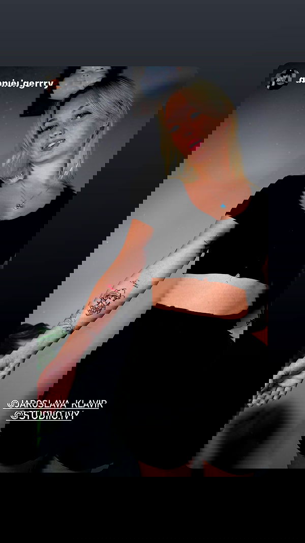 jaroslava_klavir jaroslava_klavir archive image