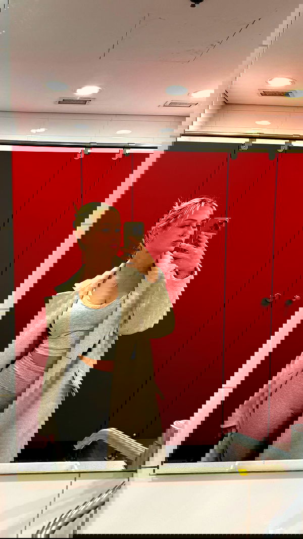 jaroslava_klavir jaroslava_klavir archive image