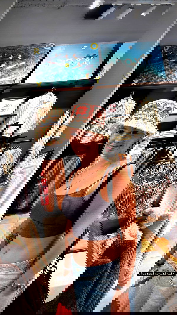 jaroslava_klavir jaroslava_klavir archive image