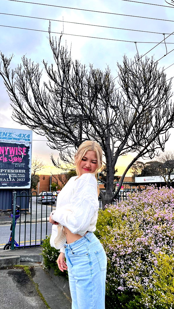 joycee.e instagram image archive image