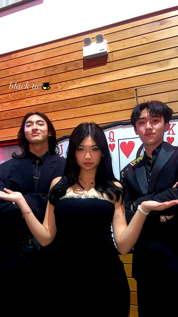 joycee.e instagram image archive image