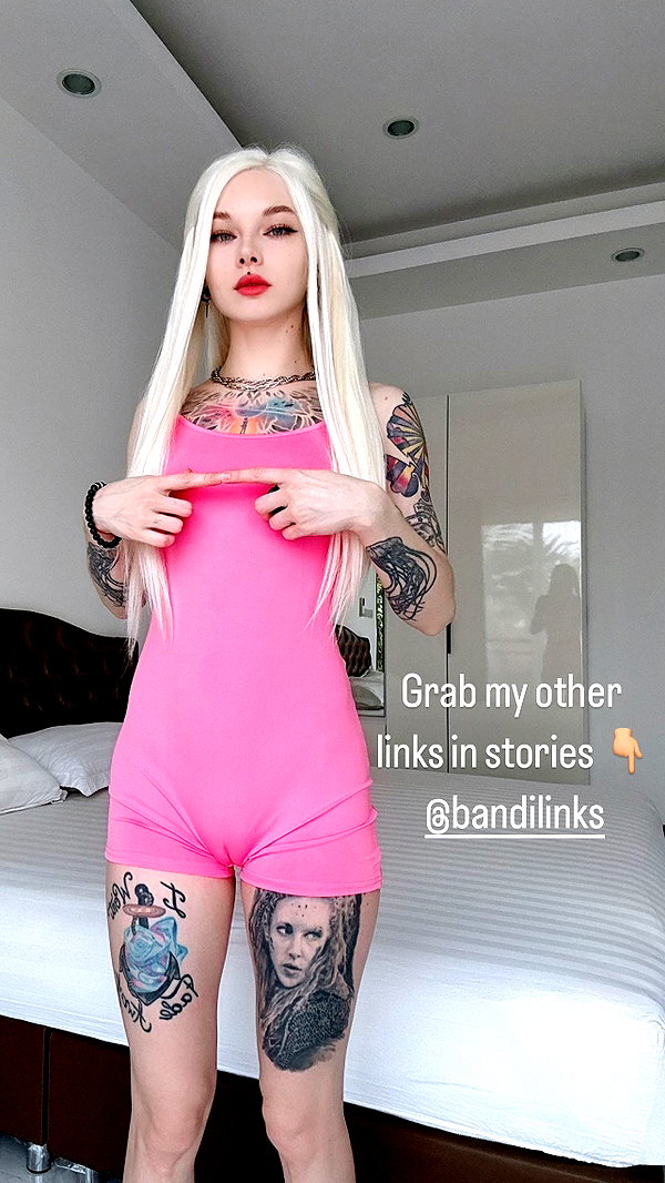 karnelia_life instagram image archive image