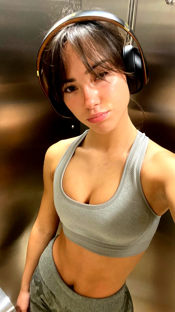 katelynernst3 instagram image archive image