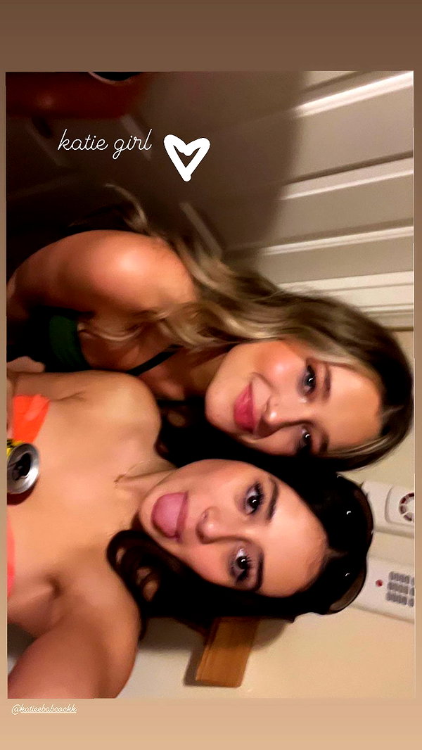 katiaarreolaa instagram image archive image