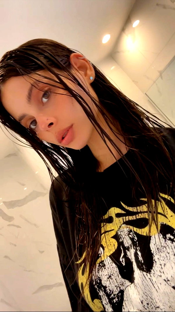 katiebellofficial katiebellofficial archive image