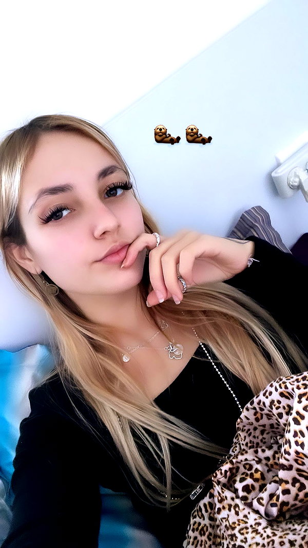 kkariinnnnn instagram image archive image