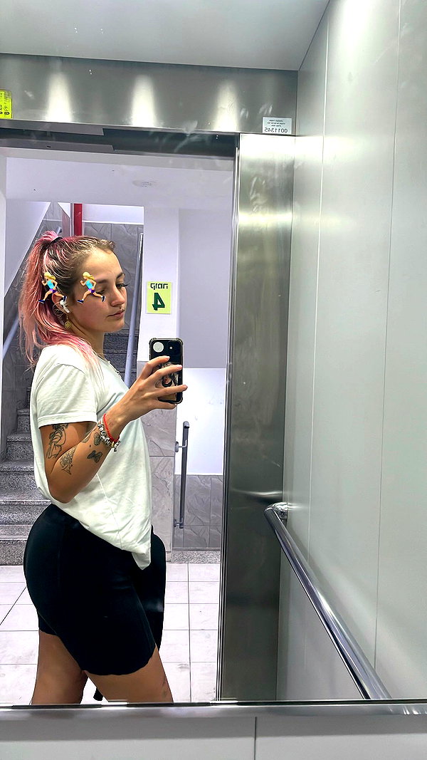 kkariinnnnn instagram image archive image