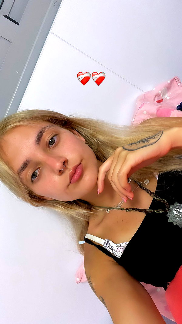 kkariinnnnn instagram image archive image