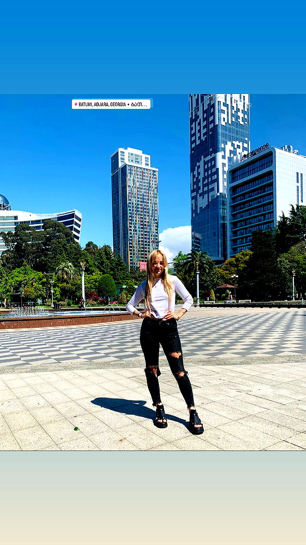 kkariinnnnn instagram image archive image