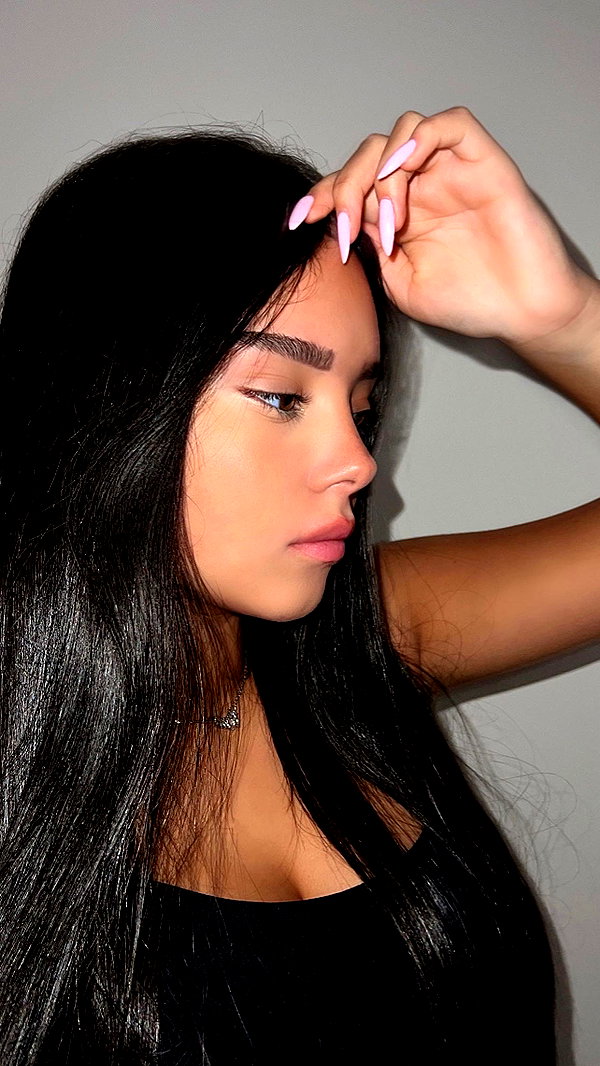 korin.lahiani instagram image archive image