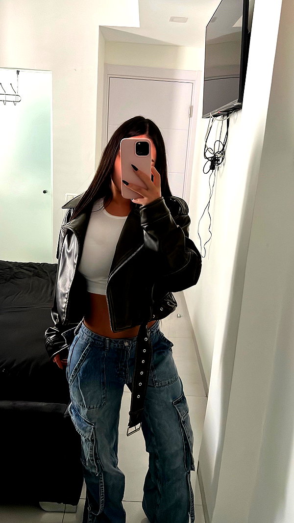 korin.lahiani instagram image archive image