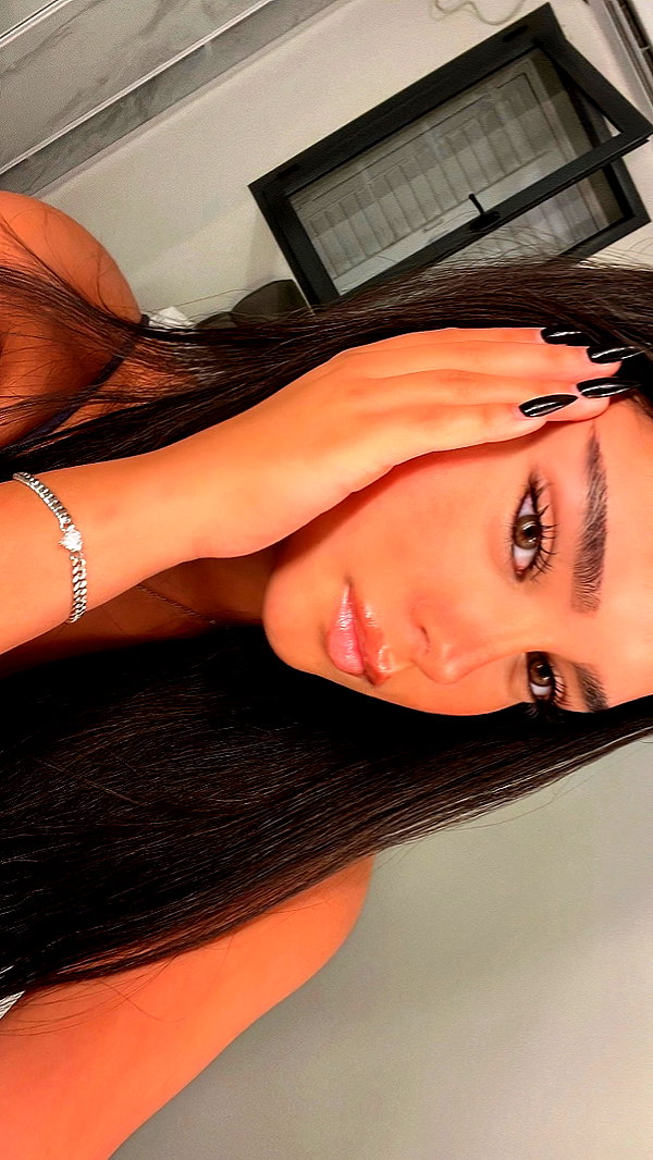 korin.lahiani instagram image archive image