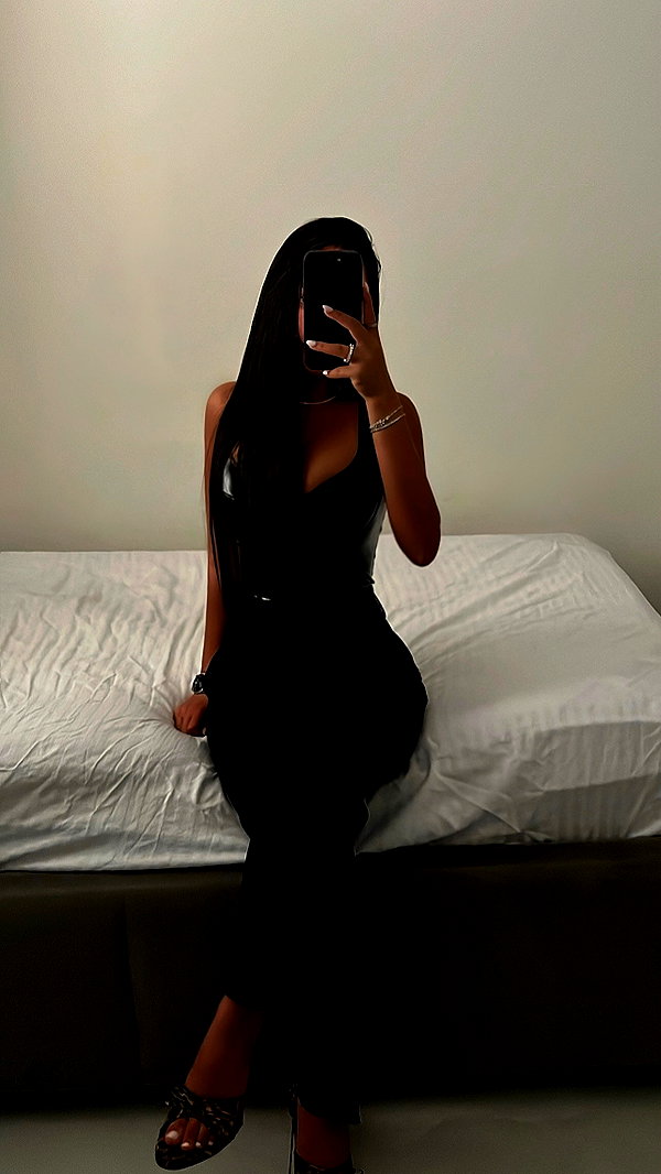 korin.lahiani instagram image archive image