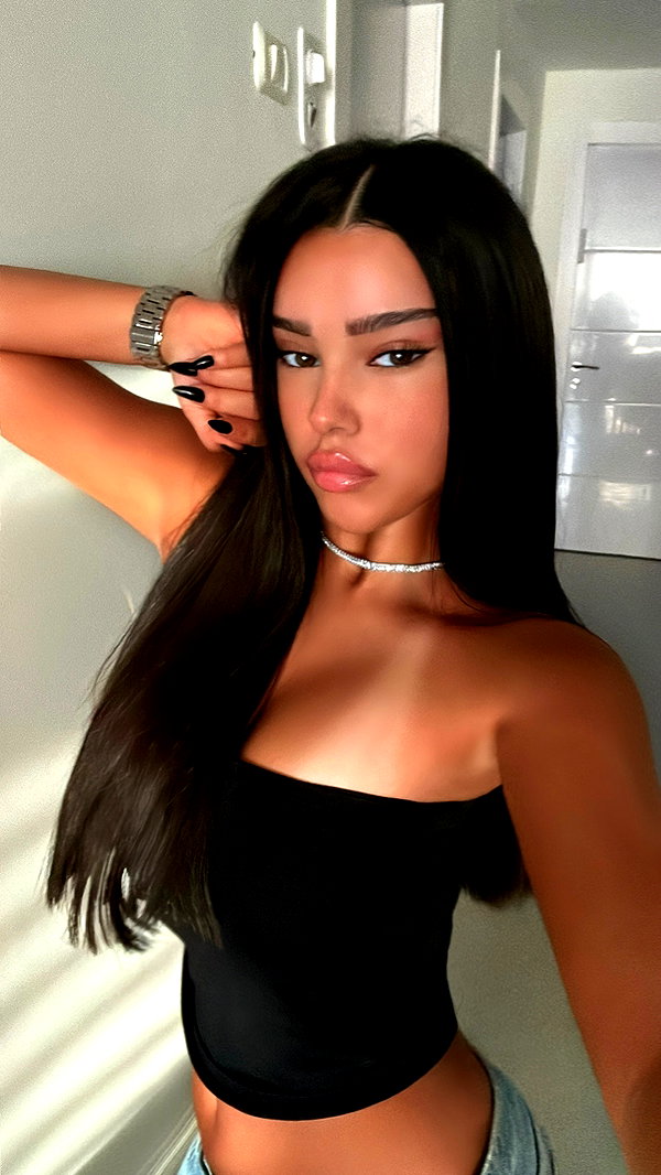 korin.lahiani instagram image archive image