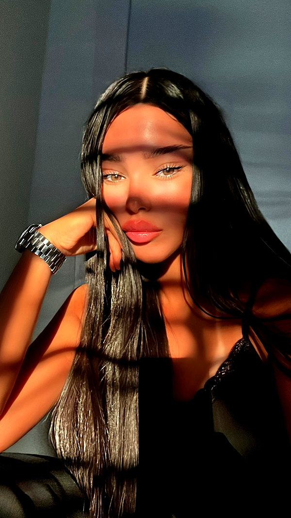 korin.lahiani instagram image archive image