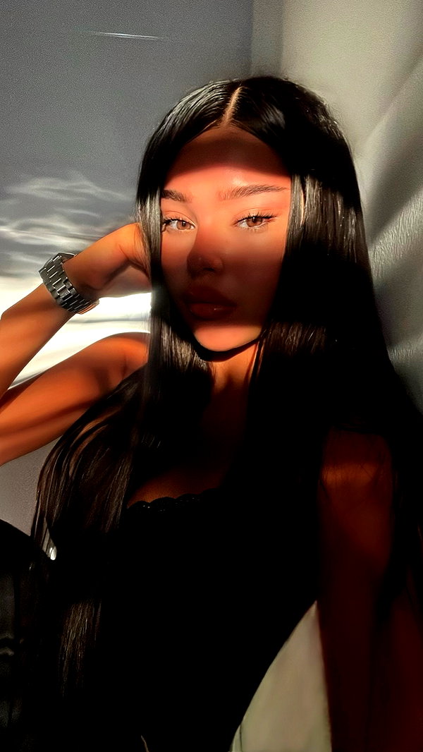 korin.lahiani instagram image archive image