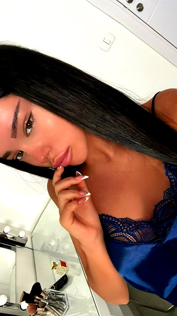 korin.lahiani instagram image archive image