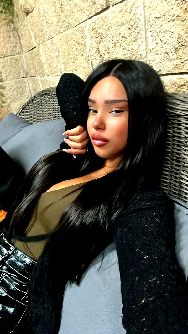 korin.lahiani instagram image archive image