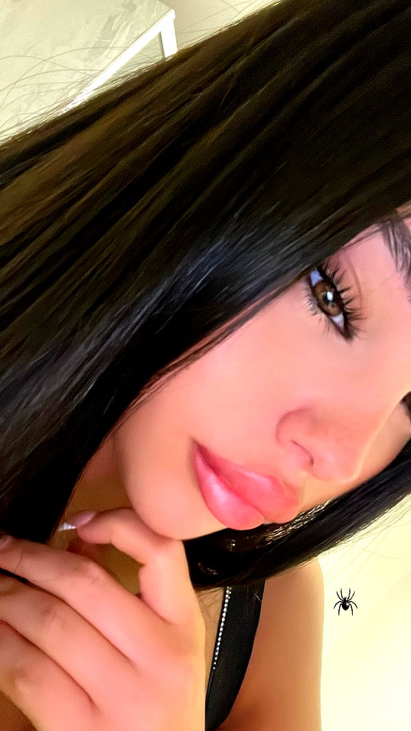 korin.lahiani instagram image archive image