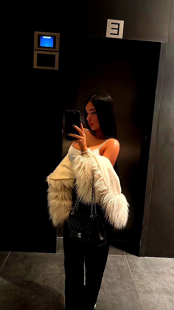 korin.lahiani instagram image archive image