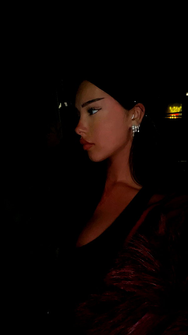 korin.lahiani instagram image archive image