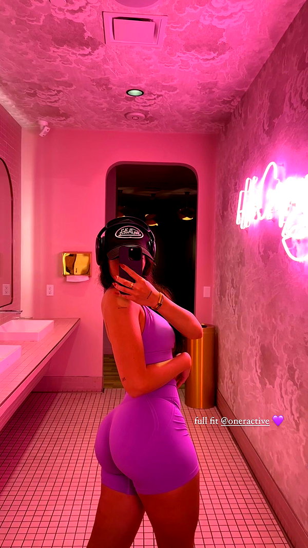 laurasaponara instagram image archive image