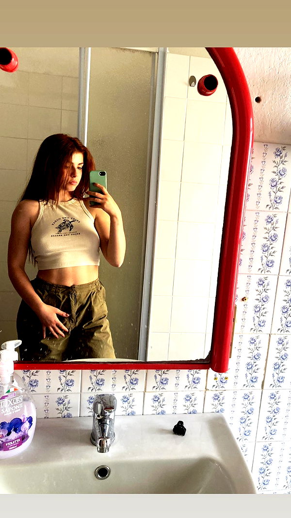 lauraurruu instagram image archive image