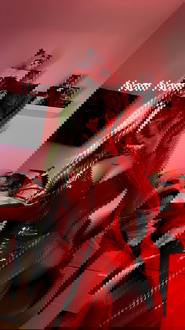 laurinchhhe image ~ Altpins