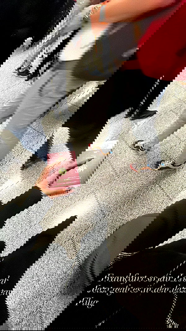 laurinchhhe image ~ Altpins